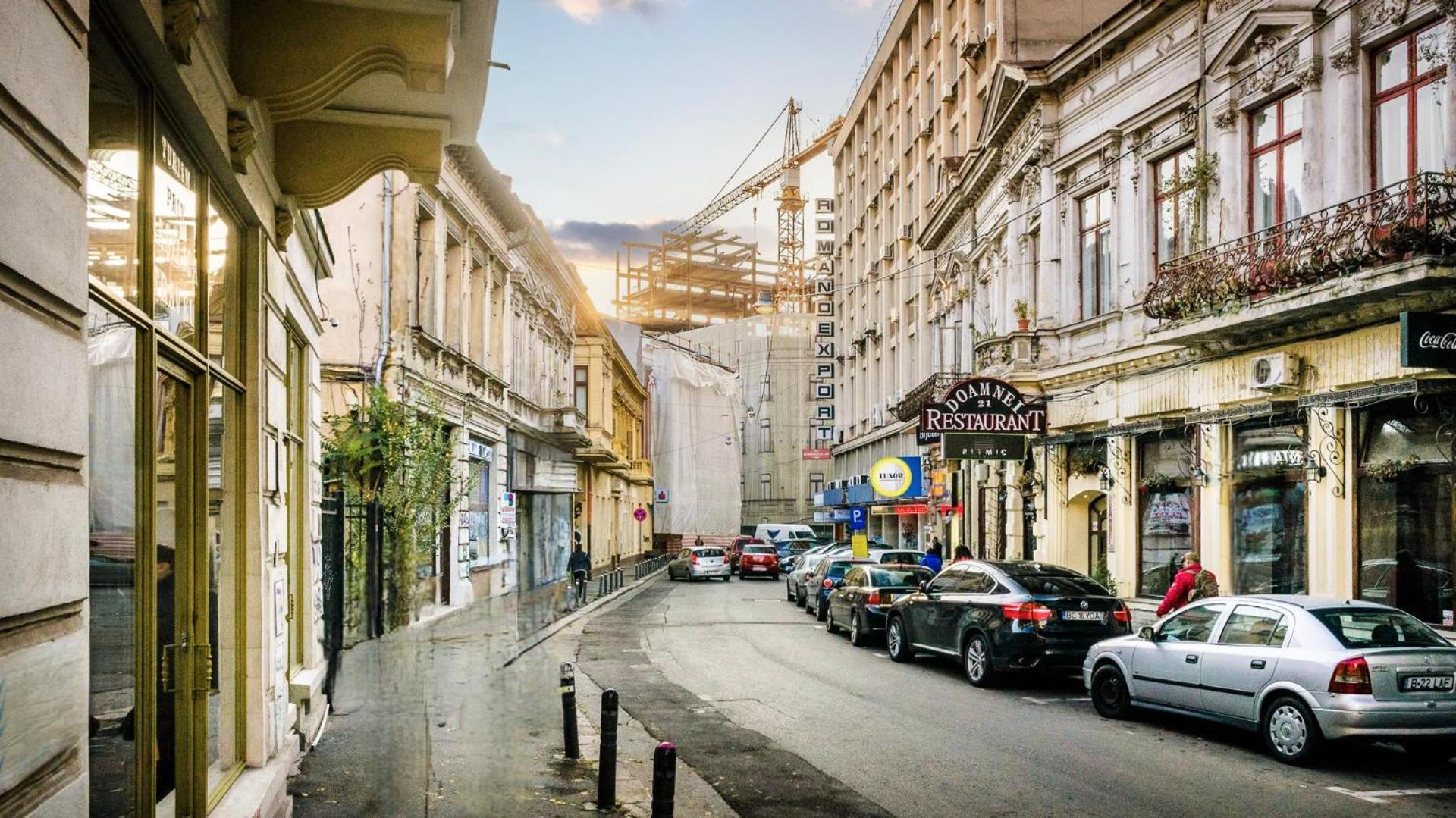 Historic Charm, Modern Comfort - Accommodation In The Heart Of The Old Town Bucureşti Ngoại thất bức ảnh