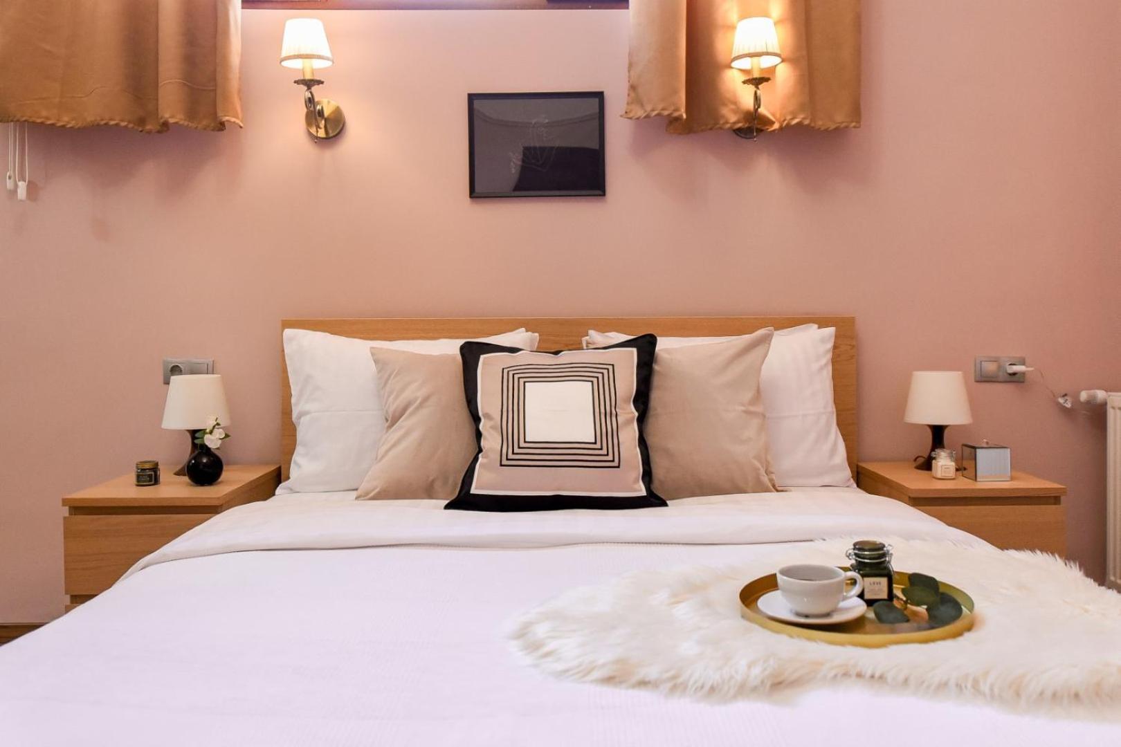 Historic Charm, Modern Comfort - Accommodation In The Heart Of The Old Town Bucureşti Phòng bức ảnh