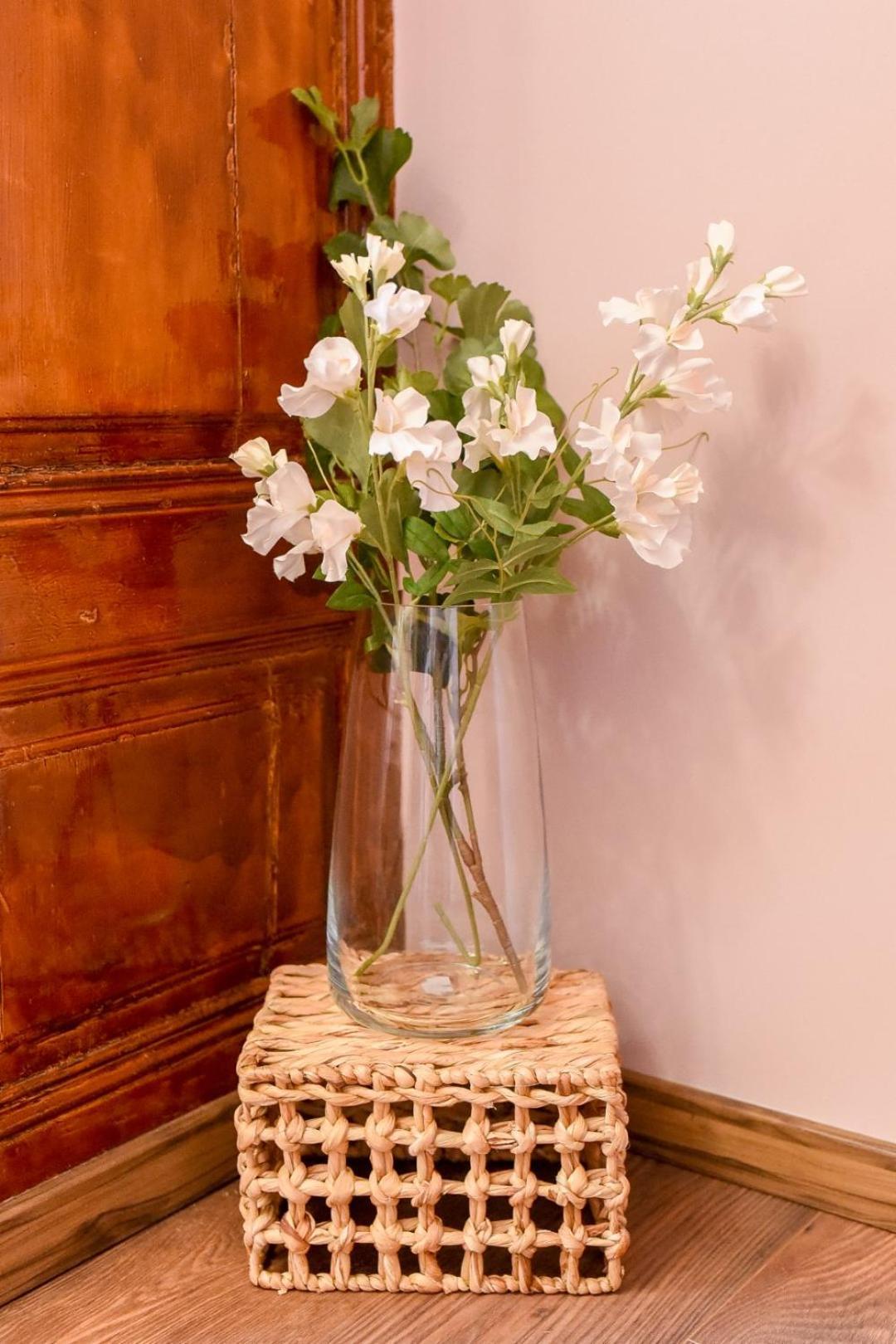 Historic Charm, Modern Comfort - Accommodation In The Heart Of The Old Town Bucureşti Phòng bức ảnh